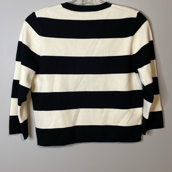 Theory Black and White Semi Cropped Sweater Size Small - Picture 4 of 9